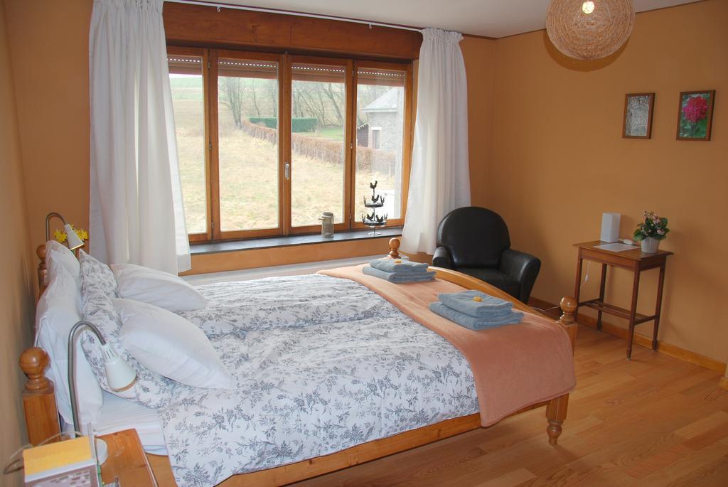 B&B Le Renard Dormant Maissin Zimmer foto